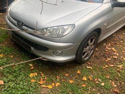 Silber Gebraucht 2004 Peugeot 206 Cabrio | 2.700 € (Teuer)