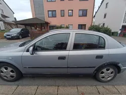 Grau Gebraucht 2000 Opel Astra Kleinwagen | 1.300 € (Guter Preis)