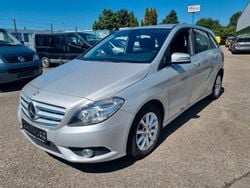 Silber Gebraucht 2013 Mercedes B180 Edition 1 Van / Kleinbus | 11.990 € (Fairer Preis)