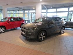 Delfingrau metallic Neu 2025 VW Tiguan Life SUV | 42.990 € (Guter Preis)