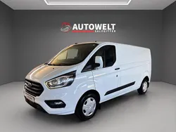 Weiß Gebraucht 2023 Ford Transit Custom Van / Kleinbus | 18.999 €