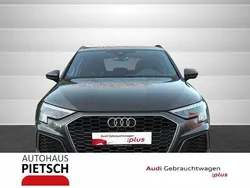 Grau Gebraucht 2023 Audi A3 Sportback e-tron S-Line Limousine | 34.280 € (Teuer)