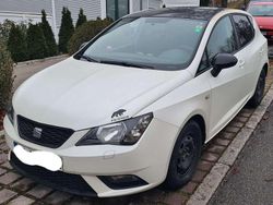 Weiß Gebraucht 2017 Seat Ibiza CONNECT Limousine | 6.250 € (Etwas zu teuer)