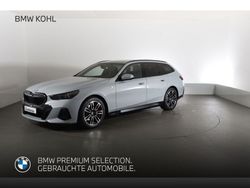 Grau Gebraucht 2024 BMW 520 M Sport Kombi | 55.980 € (Superpreis)