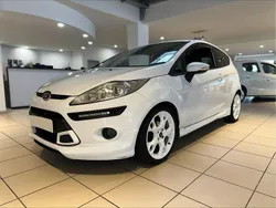 Weiß Gebraucht 2011 Ford Fiesta Sport Kleinwagen | 4.700 € (Fairer Preis)