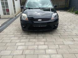 Schwarz Gebraucht 2008 Ford Fiesta Kleinwagen | 1.000 € (Guter Preis)