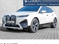 Weiß Gebraucht 2022 BMW iX Sport Line SUV | 44.440 € (Superpreis)