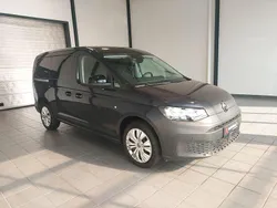 Blau Gebraucht 2024 VW Caddy Maxi Van / Kleinbus | 29.790 € (Guter Preis)