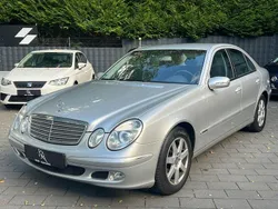 Silber Gebraucht 2004 Mercedes E220 Limousine | 3.890 € (Fairer Preis)