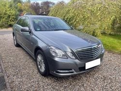 Grau Gebraucht 2010 Mercedes E220 Elegance Limousine | 11.500 € (Fairer Preis)
