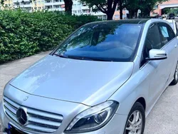Silber Gebraucht 2013 Mercedes B180 Van / Kleinbus | 13.500 € (Etwas zu teuer)