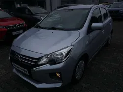 Silber Gebraucht 2022 Mitsubishi Space Star Select Limousine | 9.590 € (Fairer Preis)