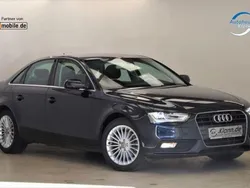 Mondscheinblau metallic Gebraucht 2015 Audi A4 Ambiente Limousine | 16.899 € (Etwas zu teuer)