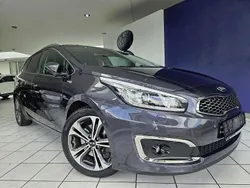 Grau Gebraucht 2017 Kia Ceed Sportswagon Platinum Kombi | 13.990 € (Etwas zu teuer)