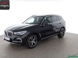 Schwarz (metallic) Gebraucht 2021 BMW X5 M Sport SUV | 54.880 € (Superpreis)