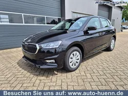 Deep black perleffekt Neu 2025 Skoda Fabia Selection Limousine | 21.990 € (Guter Preis)