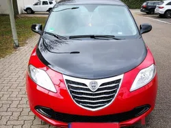 Andere außenfarben Gebraucht 2011 Lancia Ypsilon Kleinwagen | 6.666 € (Teuer)