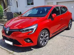 Rot Gebraucht 2020 Renault Clio V Intens Kleinwagen | 17.500 € (Fairer Preis)