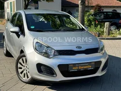 Silber Gebraucht 2012 Kia Rio Edition 7 Limousine | 3.690 € (Fairer Preis)