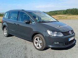 Grau Gebraucht 2011 VW Sharan Highline Van / Kleinbus | 11.800 € (Etwas zu teuer)