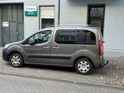 Grau Gebraucht 2008 Peugeot Partner Tepee Tendance Van / Kleinbus | 3.999 € (Teuer)