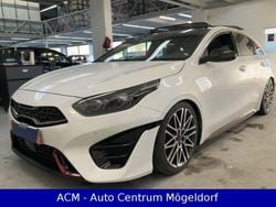 Weiß Gebraucht 2024 Kia ProCeed GT Kleinwagen | 31.970 € (Fairer Preis)
