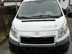 Lack weiss Gebraucht 2012 Peugeot Expert Van | 2.250 €