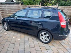 Schwarz Gebraucht 2010 Hyundai i30 Kombi | 2.500 € (Fairer Preis)