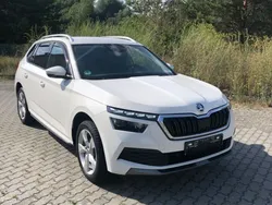 Weiß Gebraucht 2020 Skoda Kamiq Style SUV | 20.450 € (Fairer Preis)