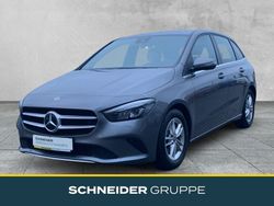 Mountaingrau metallic Gebraucht 2019 Mercedes B180 Style Van / Kleinbus | 23.300 € (Etwas zu teuer)