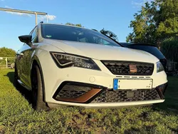 Grau Gebraucht 2020 Cupra Leon Kombi | 26.900 € (Fairer Preis)