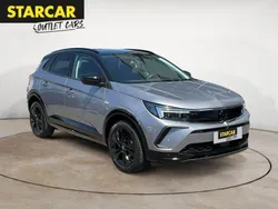 Kontrast grau/quarz silber Gebraucht 2022 Opel Grandland X Design Edition SUV | 24.970 € (Fairer Preis)