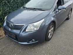 Blau Gebraucht 2010 Toyota Avensis Kombi | 2.200 € (Superpreis)