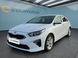 Weiß Gebraucht 2020 Kia Ceed Kleinwagen | 19.899 € (Teuer)