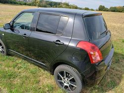 Schwarz Gebraucht 2010 Suzuki Swift Comfort Limousine | 2.900 € (Fairer Preis)
