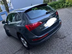 Grau Gebraucht 2011 Audi Q5 SUV | 12.200 € (Guter Preis)
