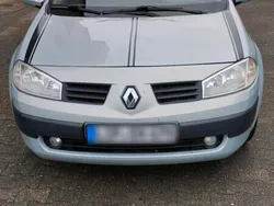 Silber Gebraucht 2004 Renault Mégane II Limousine | 1.600 € (Fairer Preis)