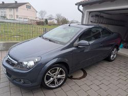 Blau Gebraucht 2007 Opel Astra Cabriolet Edition Cabrio | 1.790 € (Fairer Preis)