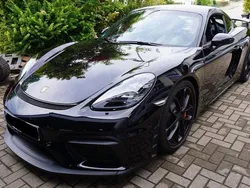 Schwarz Gebraucht 2021 Porsche 718 Cayman GT4 Coupé | 119.000 €