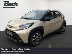 Ginger beige / schwarz Gebraucht 2025 Toyota Aygo Kleinwagen | 19.450 € (Teuer)