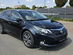 Schwarz Gebraucht 2014 Toyota Avensis Edition Kombi | 9.500 € (Etwas zu teuer)