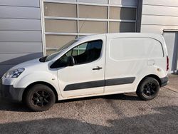 Weiß Gebraucht 2012 Peugeot Partner Van | 2.500 € (Guter Preis)