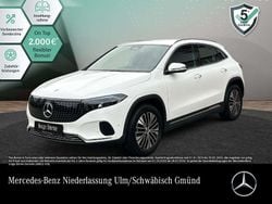Polarweiß Gebraucht 2024 Mercedes EQA300 Electric Art SUV | 34.490 € (Superpreis)