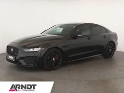 Santorini black Gebraucht 2023 Jaguar XE R-Dynamic Limousine | 33.684 € (Etwas zu teuer)