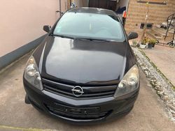 Schwarz Gebraucht 2005 Opel Astra GTC Sport Coupé | 1.200 € (Guter Preis)