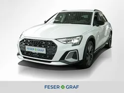 Gletscherweiß Neu 2025 Audi A3 Sport Limousine | 44.980 € (Teuer)