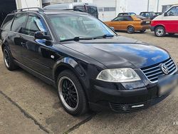 Schwarz Gebraucht 2001 VW Passat Kombi | 1.500 €