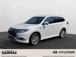 Weiss Gebraucht 2021 Mitsubishi Outlander SUV | 24.990 €
