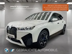 Weiß Gebraucht 2022 BMW iX Sport Line SUV | 64.980 € (Teuer)