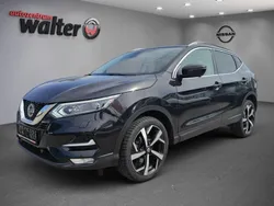 Schwarz Gebraucht 2019 Nissan Qashqai Tekna SUV | 18.990 € (Fairer Preis)